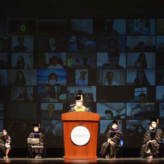 K-Arts to Hold the First Live-streaming Virtual Graduation Ceremony in Korea